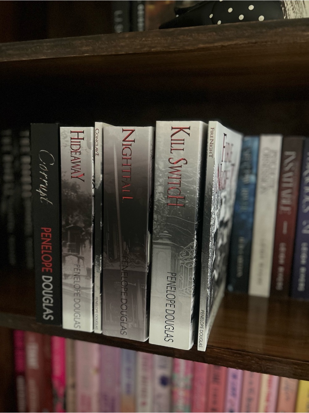 OOP devils knight series - Penelope Douglas paperback